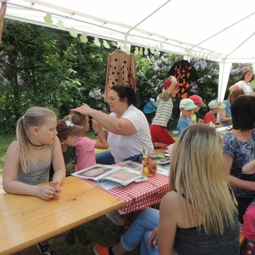 Schminken und Basteln 4, Foto: U.Nüsken Schminken und Basteln 4, Foto: U.Nüsken